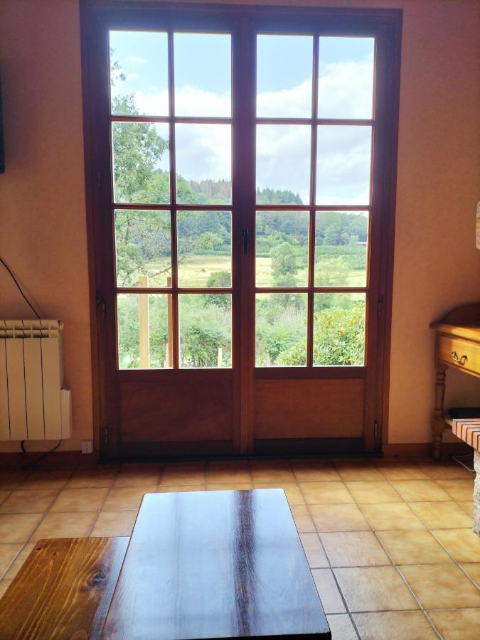 Вилла Les Chaumes Villiers-en-Morvan Экстерьер фото